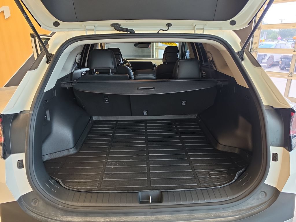 Certified 2025 Kia Sportage EX AWD/4WD image 31