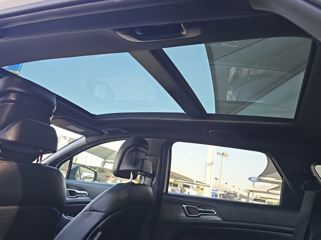 Used 2025 Kia Sportage X-Pro image 23