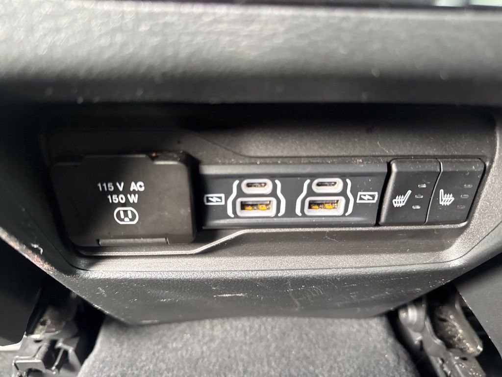 Used 2023 Jeep Grand Cherokee Limited image 40