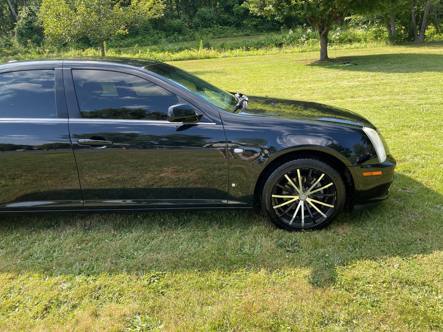 Used 2006 Cadillac STS V8 w/ Preferred Equipment Group RWD image 25