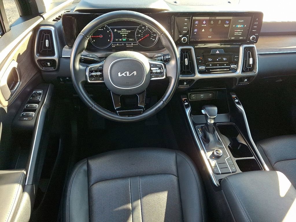 Used 2022 Kia Sorento S image 13