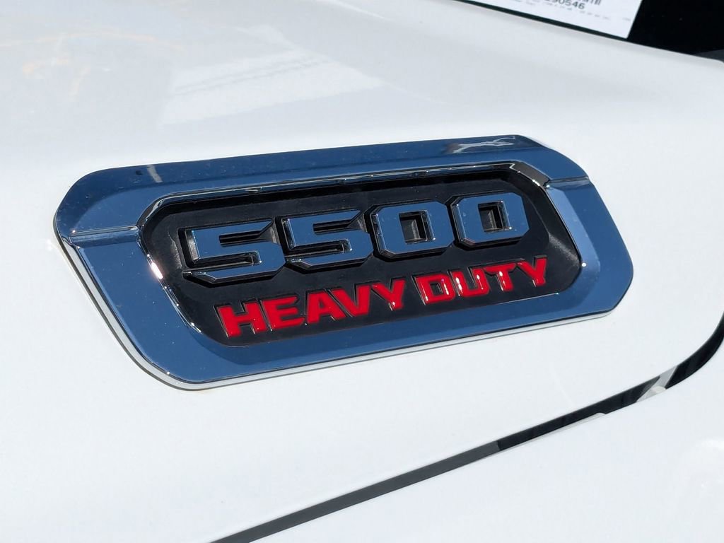 New 2024 RAM 5500 Tradesman AWD/4WD image 20