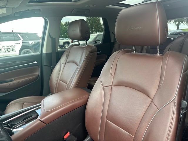 Used 2021 Buick Enclave Avenir w/ Avenir Technology Package AWD/4WD image 41