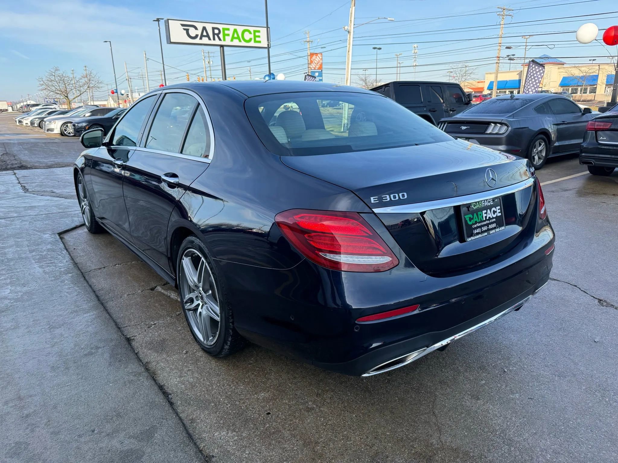 Used 2018 Mercedes-Benz E 300 4MATIC image 9