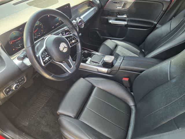 Used 2021 Mercedes-Benz GLB 250 video 2