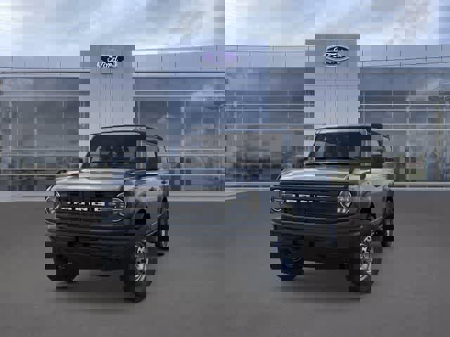 New 2025 Ford Bronco 4-Door image 2