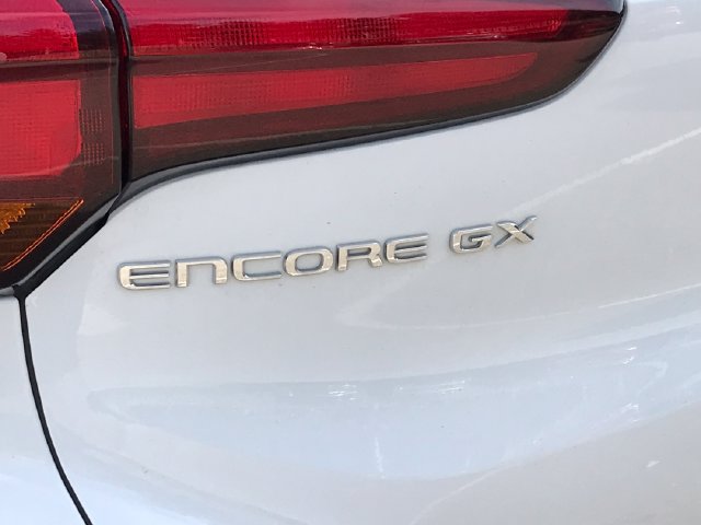 Certified 2024 Buick Encore GX Preferred FWD image 34