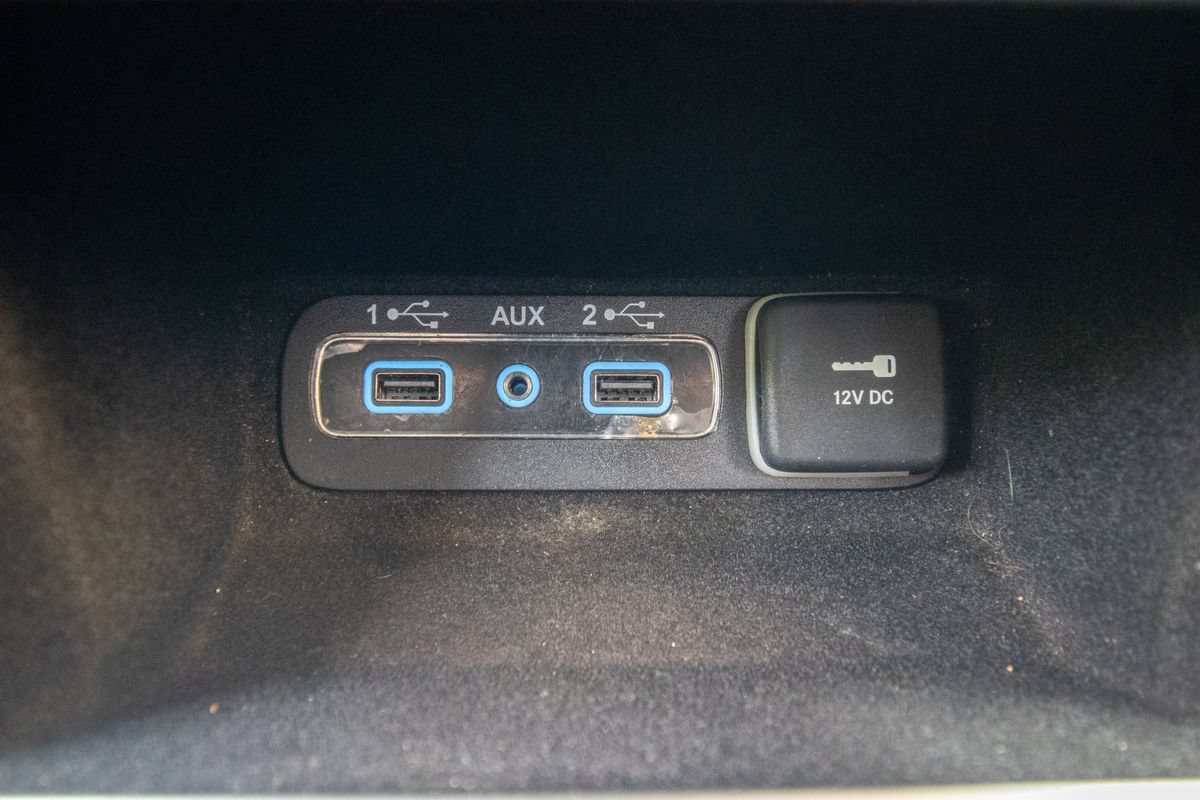 Used 2020 Jeep Grand Cherokee Altitude RWD image 31