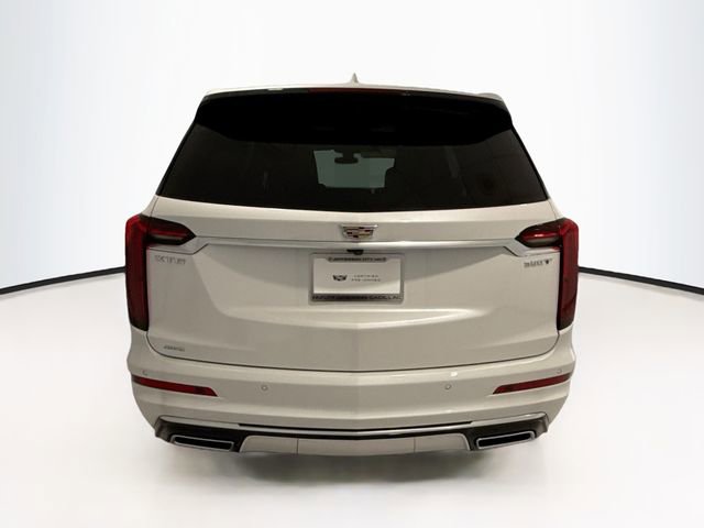 New 2025 Cadillac XT6 Luxury image 5