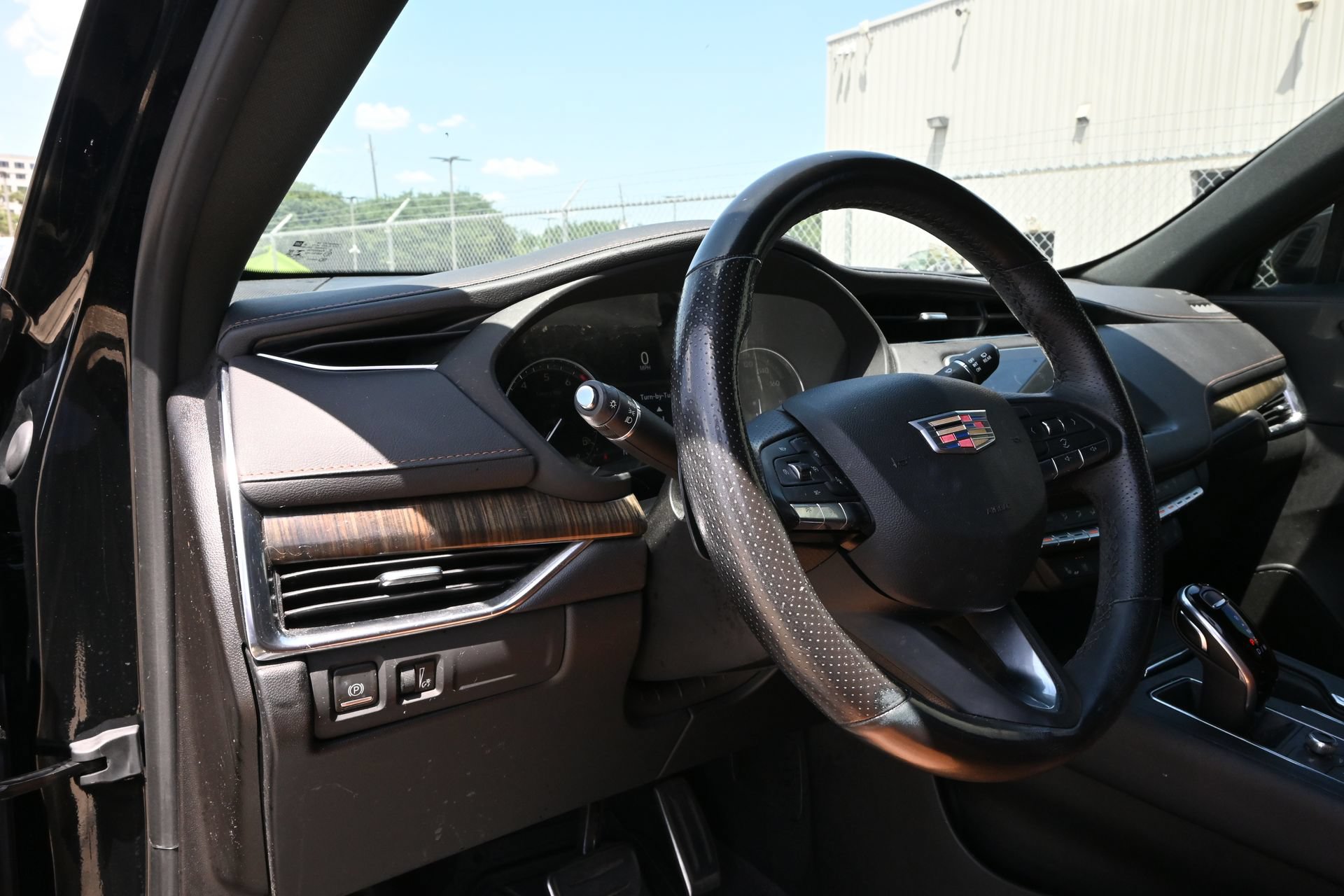 Certified 2023 Cadillac XT4 Sport FWD image 15