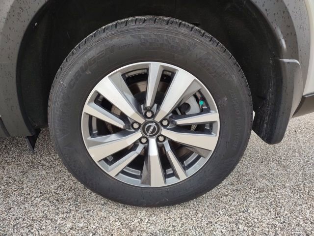 Used 2025 Nissan Pathfinder SL AWD/4WD image 28
