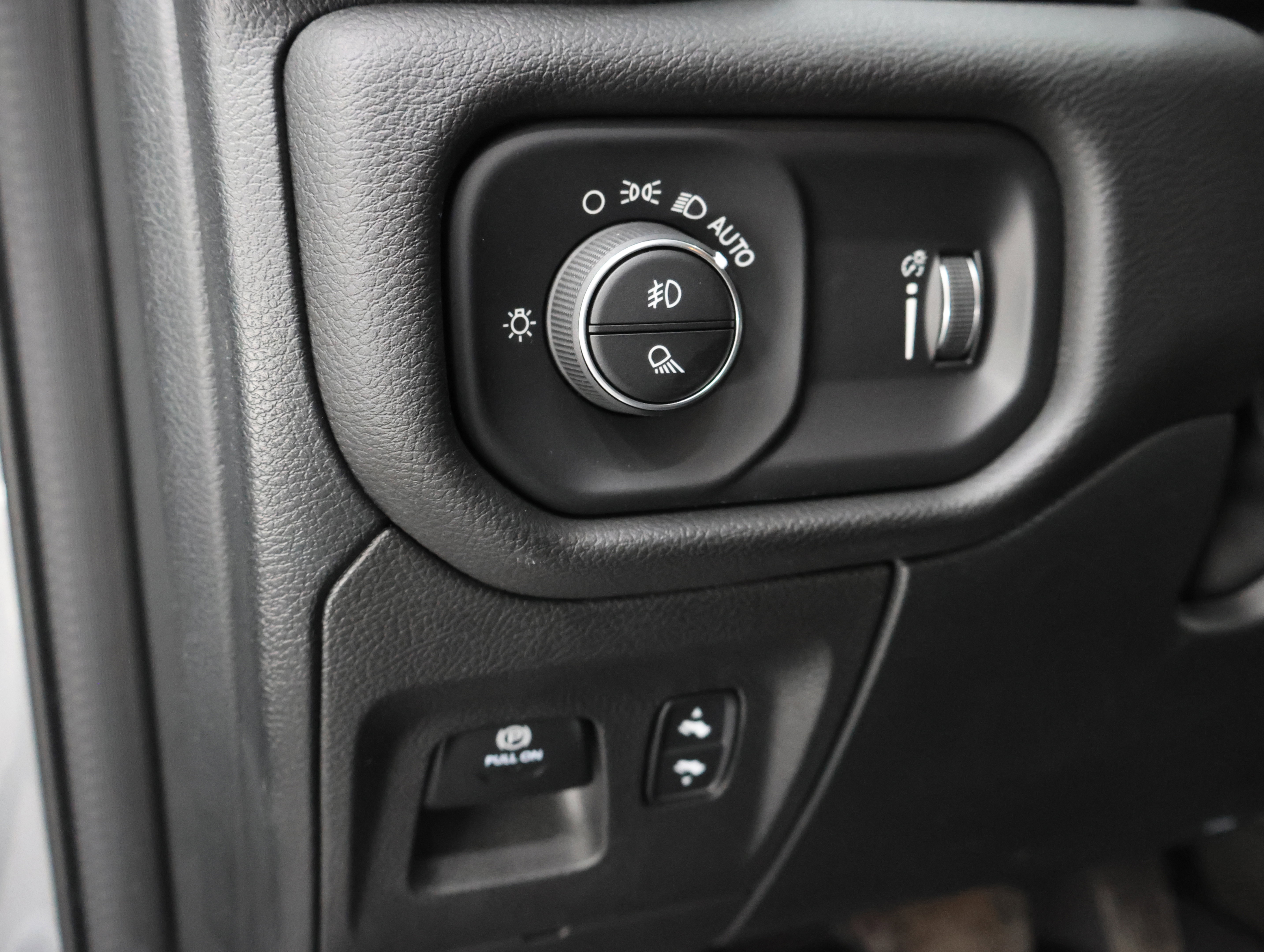 Used 2023 RAM 1500 Big Horn image 40