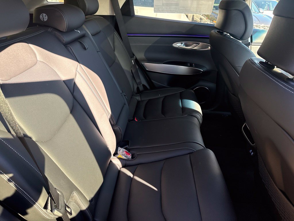 New 2026 Genesis GV70 2.5T Select AWD/4WD image 24