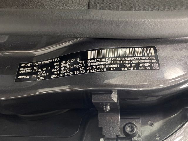 Used 2024 Alfa Romeo Stelvio Ti w/ Performance Driving Package image 28