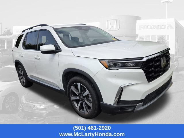 Certified 2025 Honda Pilot Touring image 4