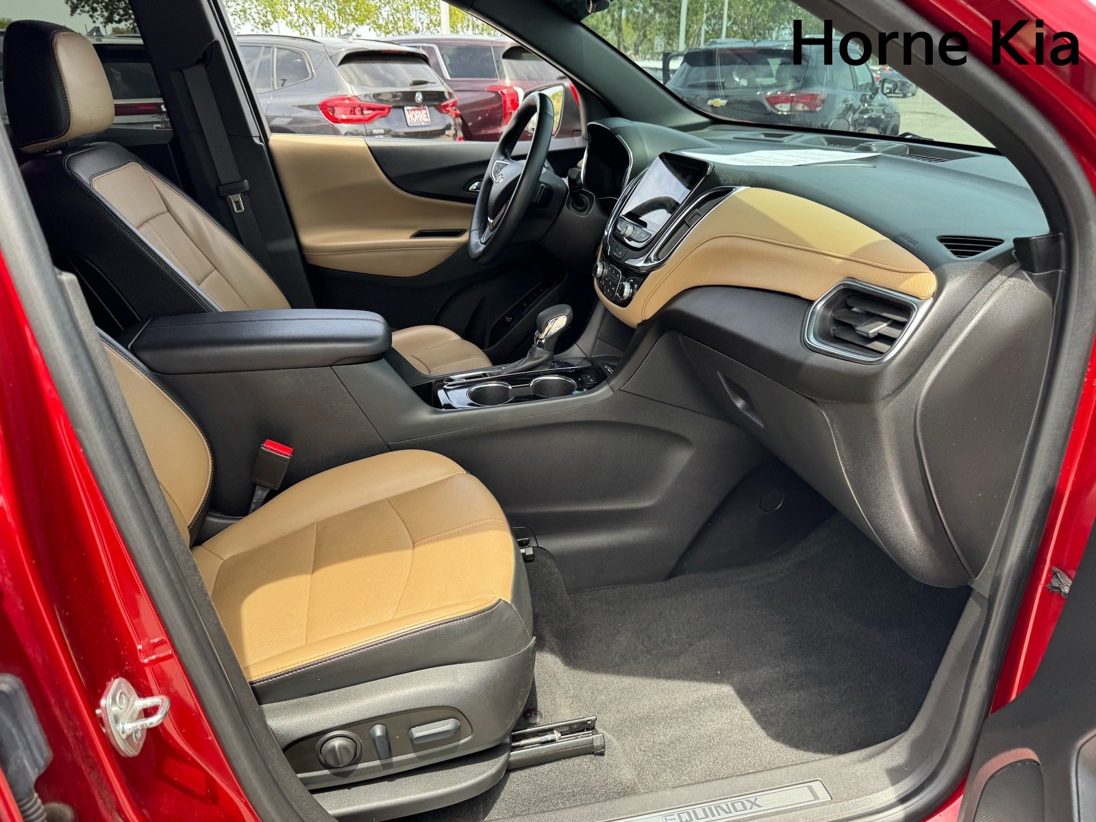 Used 2023 Chevrolet Equinox Premier FWD image 26