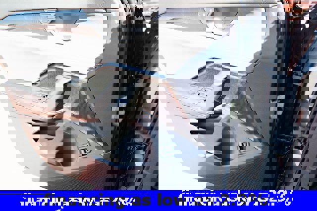 New 2025 Volkswagen Tiguan SE image 27