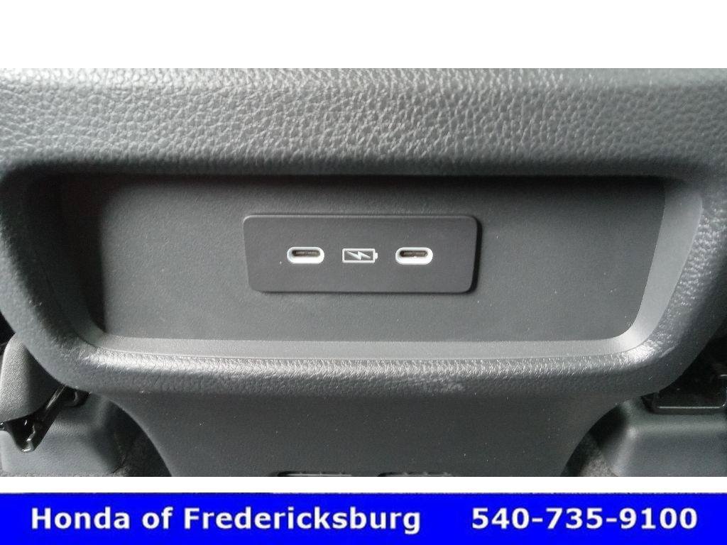 Certified 2025 Honda Pilot EX-L image 34