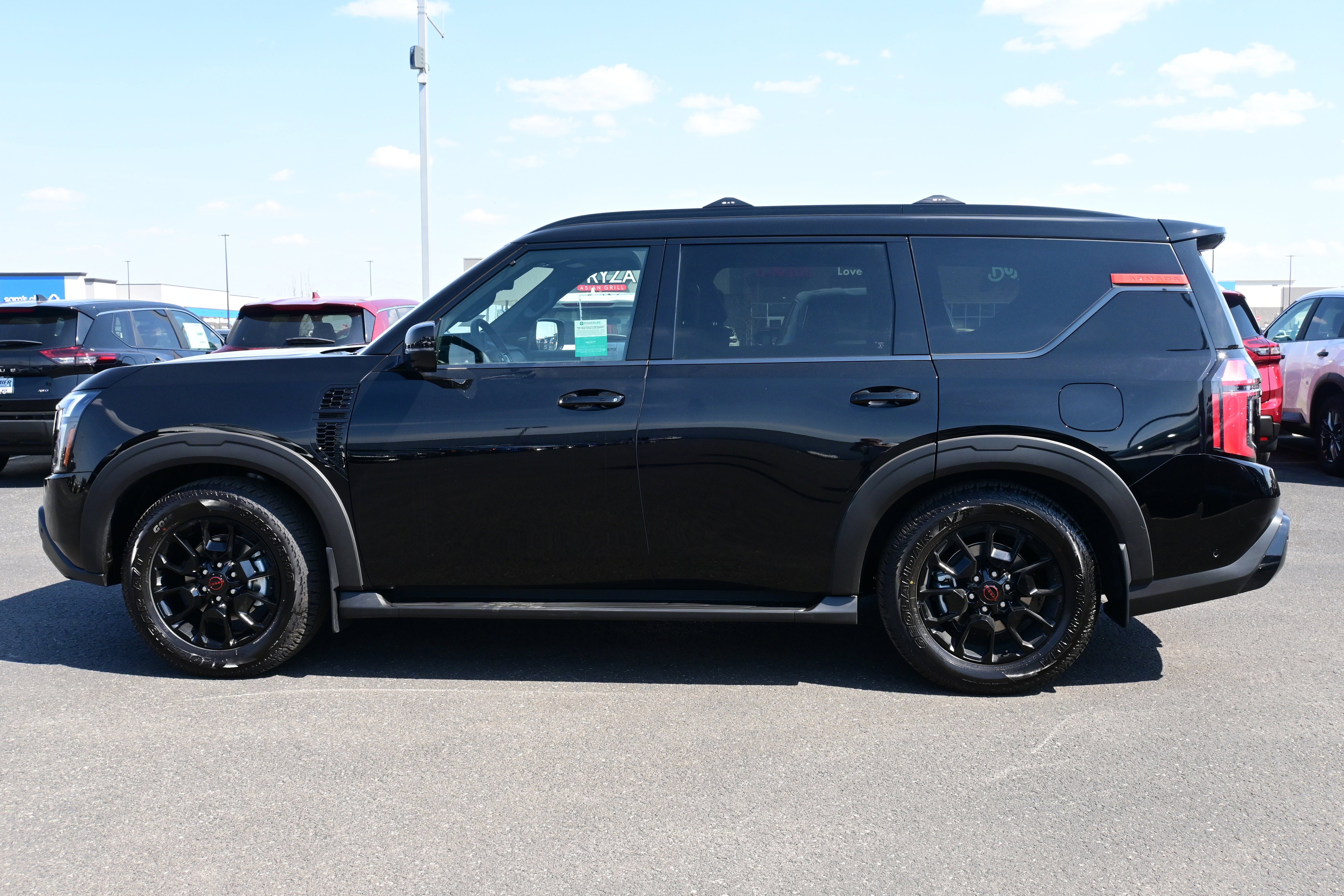 New 2025 Nissan Armada PRO-4X AWD/4WD image 5