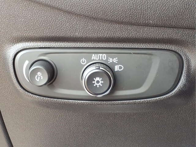 Used 2024 Chevrolet Equinox LT AWD/4WD image 17