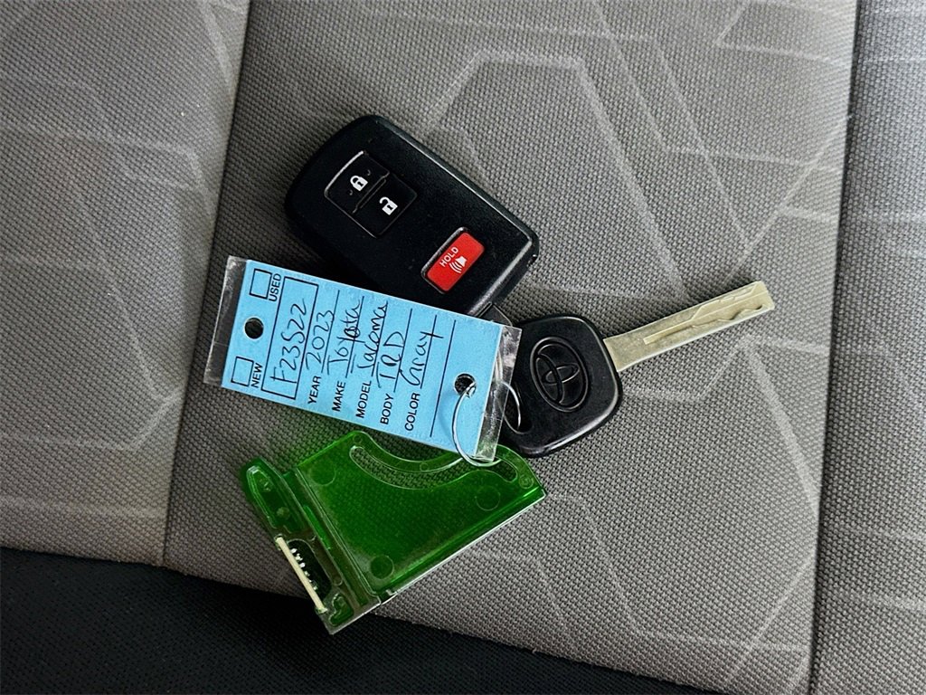 Used 2023 Toyota Tacoma TRD Off-Road image 35