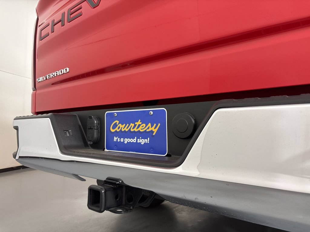 Used 2023 Chevrolet Silverado 1500 LT RWD image 16