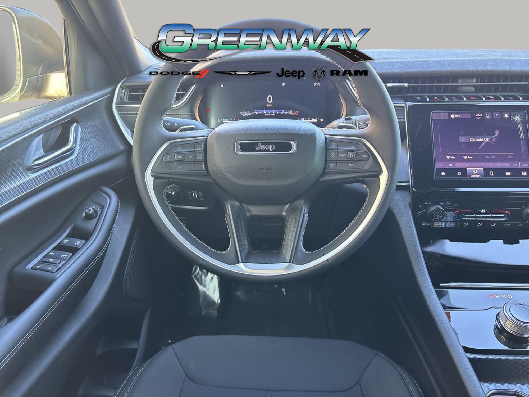 New 2025 Jeep Grand Cherokee Laredo image 12