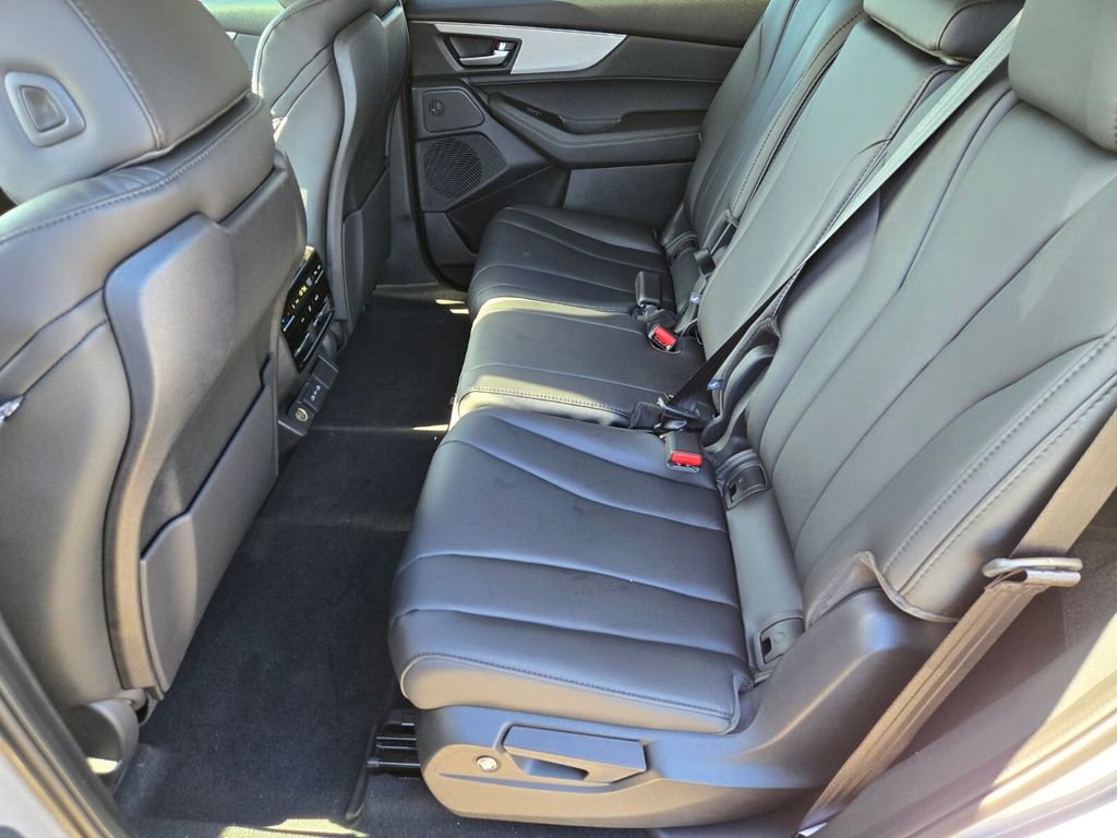 New 2026 Acura MDX SH-AWD image 15