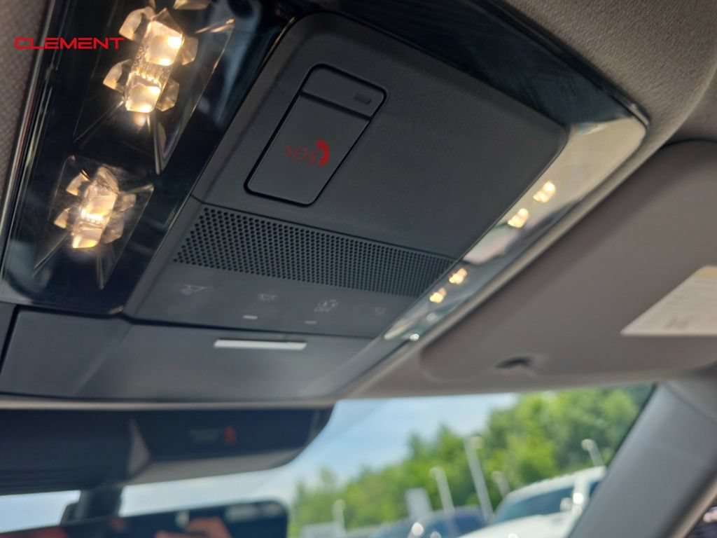 Used 2025 Mitsubishi Outlander SE AWD/4WD image 18