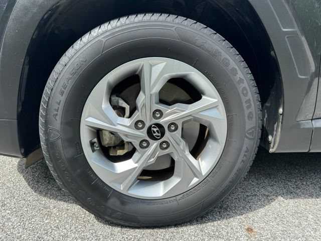 Used 2022 Hyundai Tucson SEL FWD image 2