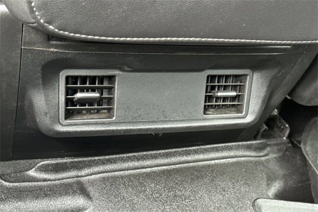 Used 2021 GMC Sierra 3500 4x4 Crew Cab w/ Gooseneck/5TH Wheel Package image 40