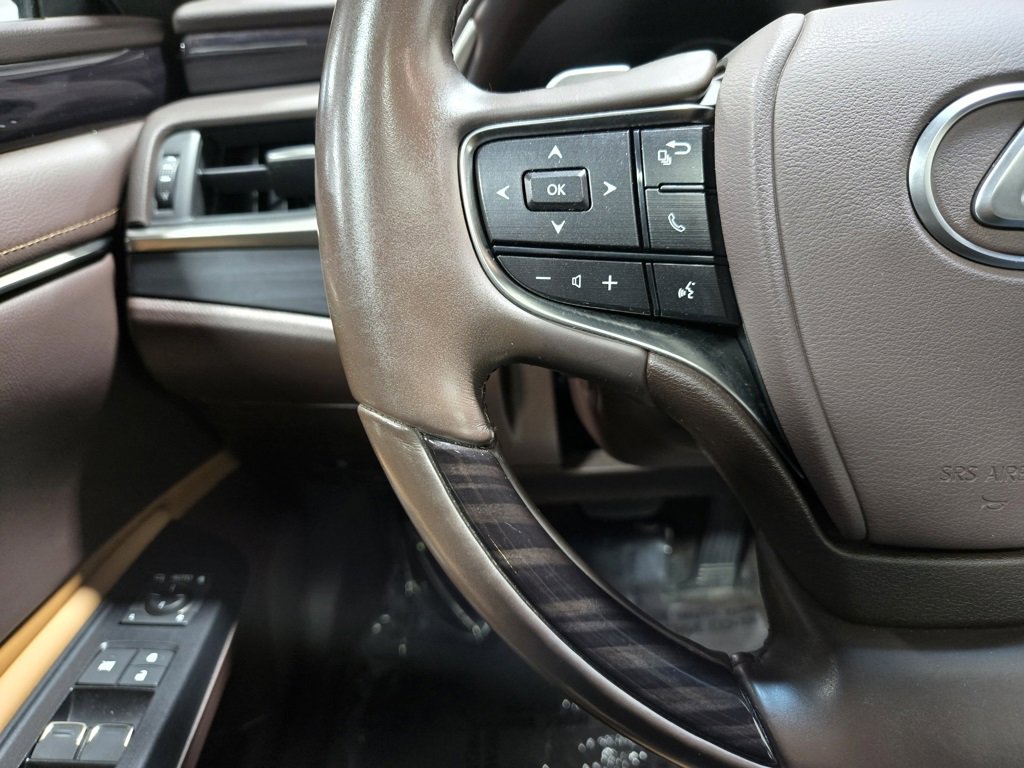 Used 2021 Lexus ES 350 w/ Premium Package image 15