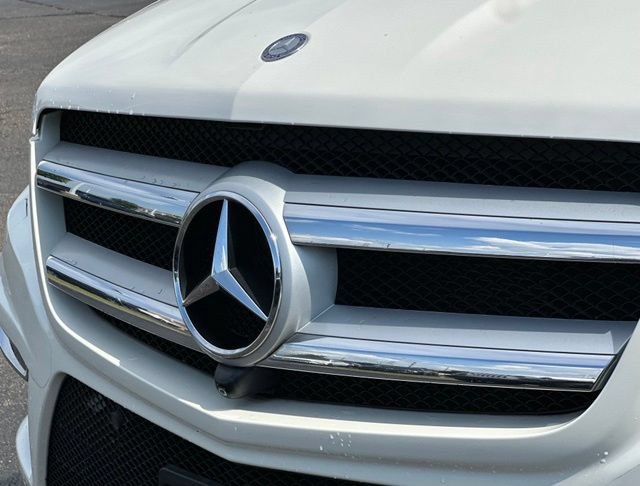 Used 2014 Mercedes-Benz GL 550 4MATIC image 7
