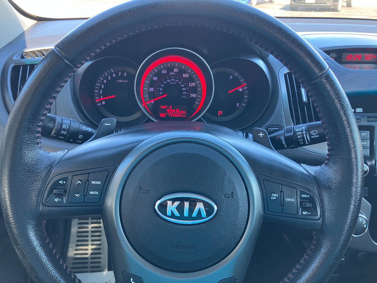 Used 2012 Kia Forte Koup SX image 16