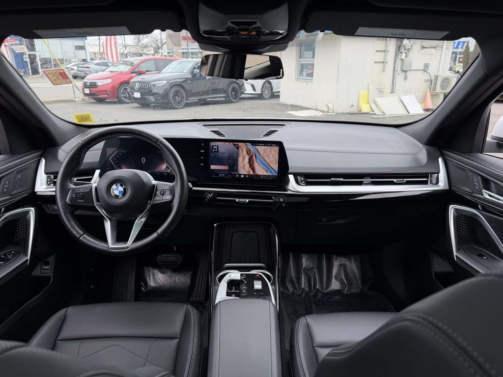Used 2026 BMW X2 xDrive28i AWD/4WD image 19