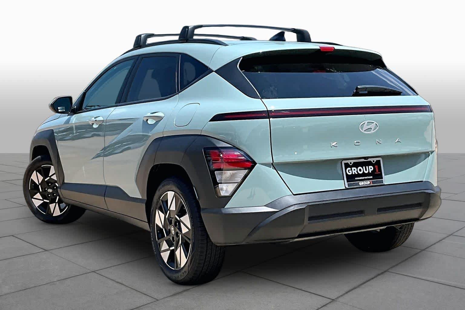Used 2025 Hyundai Kona SEL FWD image 11