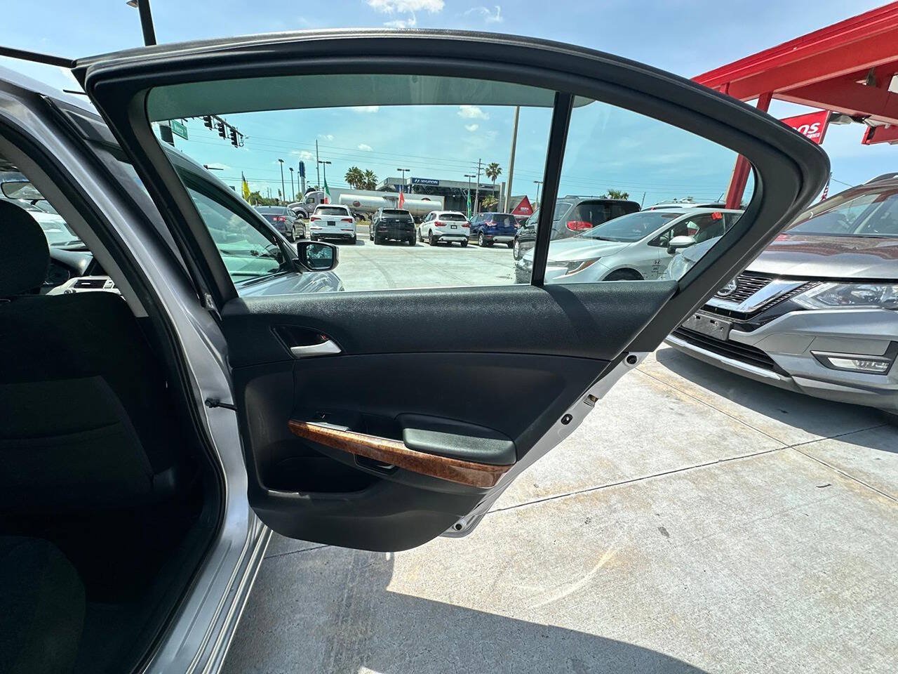 Used 2012 Honda Accord EX image 16