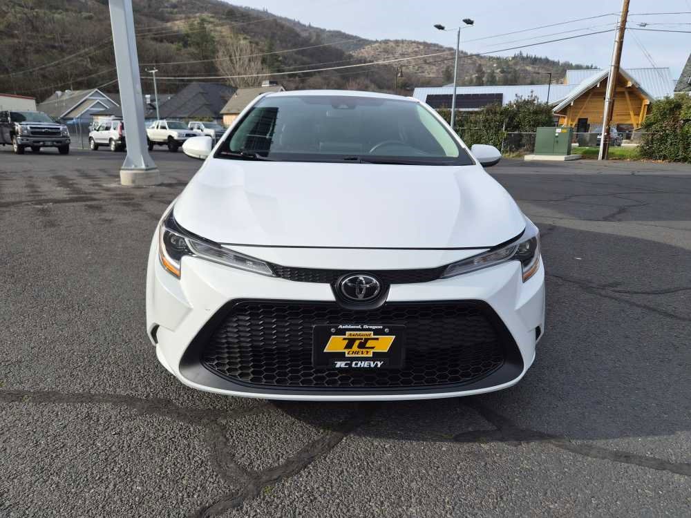 Used 2021 Toyota Corolla LE w/ Carpet Mat Package (TMS) image 2