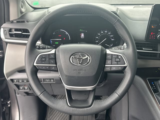 Certified 2024 Toyota Sienna XLE w/ XLE Plus Package FWD image 14