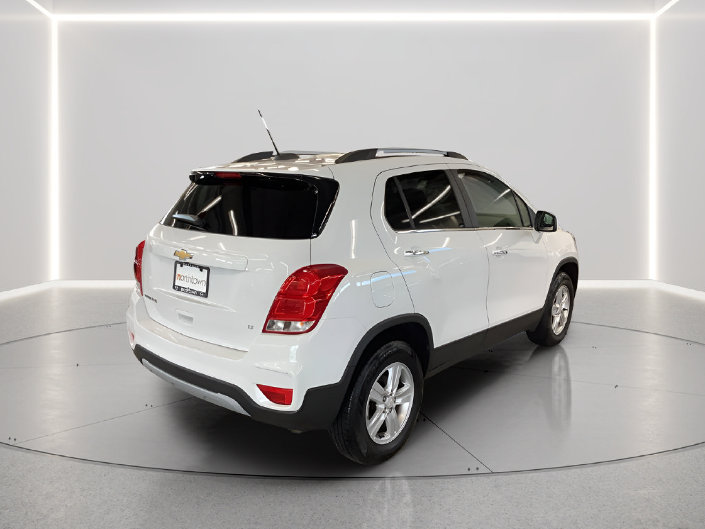 Used 2019 Chevrolet Trax LT w/ LT Convenience Package AWD/4WD image 26