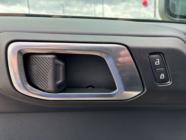 New 2025 Ford Bronco Outer Banks image 16