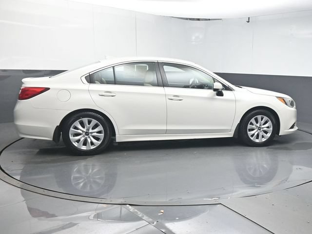 Used 2017 Subaru Legacy 2.5i Premium w/ Popular Package #1 AWD/4WD image 8