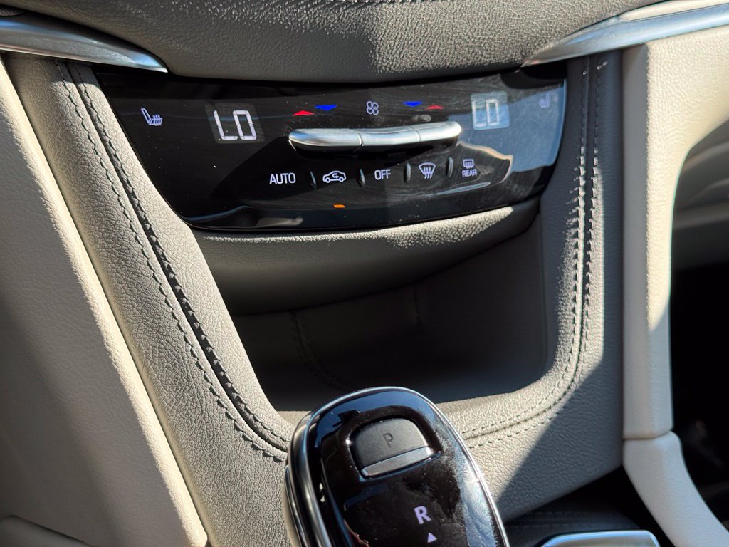 Used 2026 Cadillac XT5 Premium Luxury FWD image 34