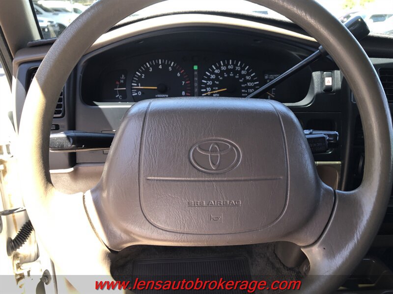 Used 1998 Toyota Tacoma 2WD Xtracab image 17
