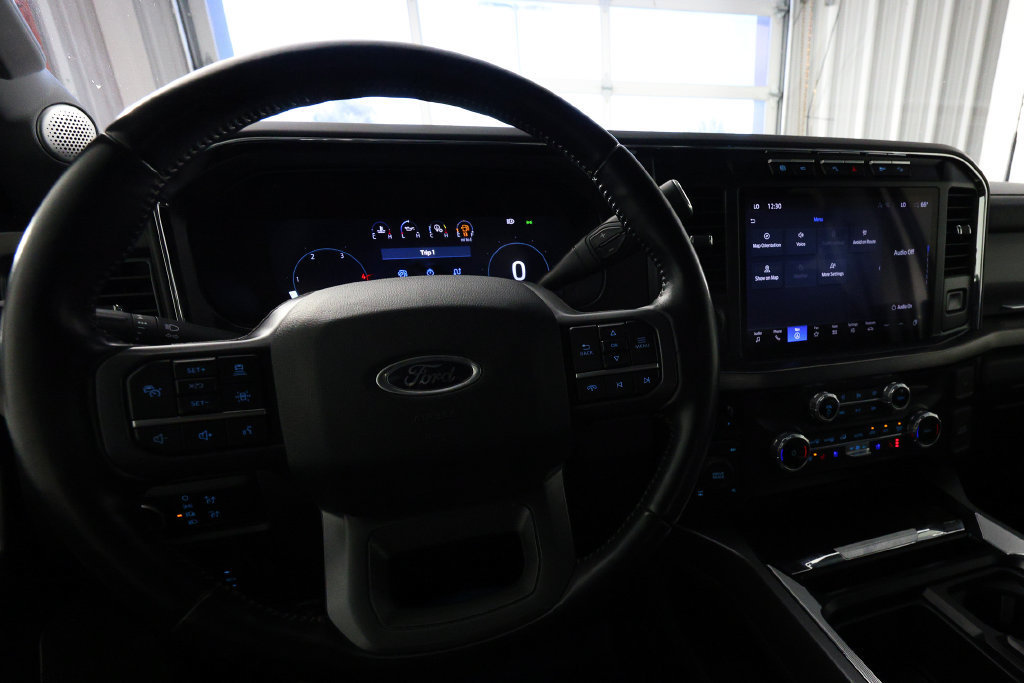 Used 2023 Ford F250 Lariat w/ Lariat Ultimate Package AWD/4WD image 19
