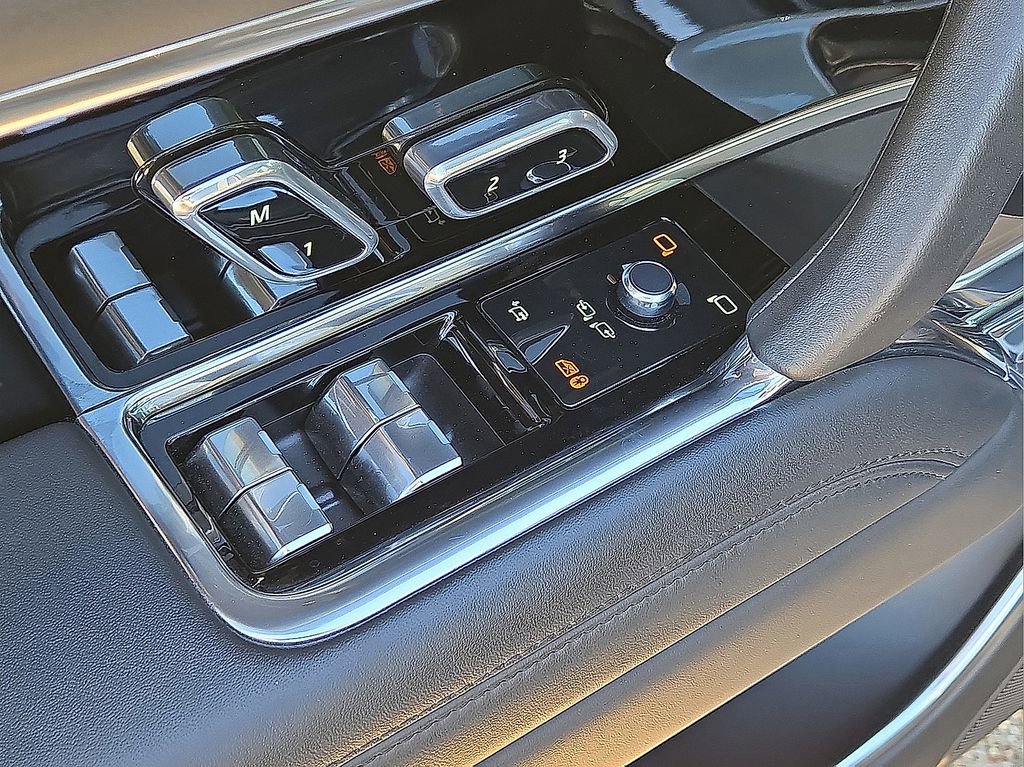 Used 2023 Land Rover Range Rover SE AWD/4WD image 23