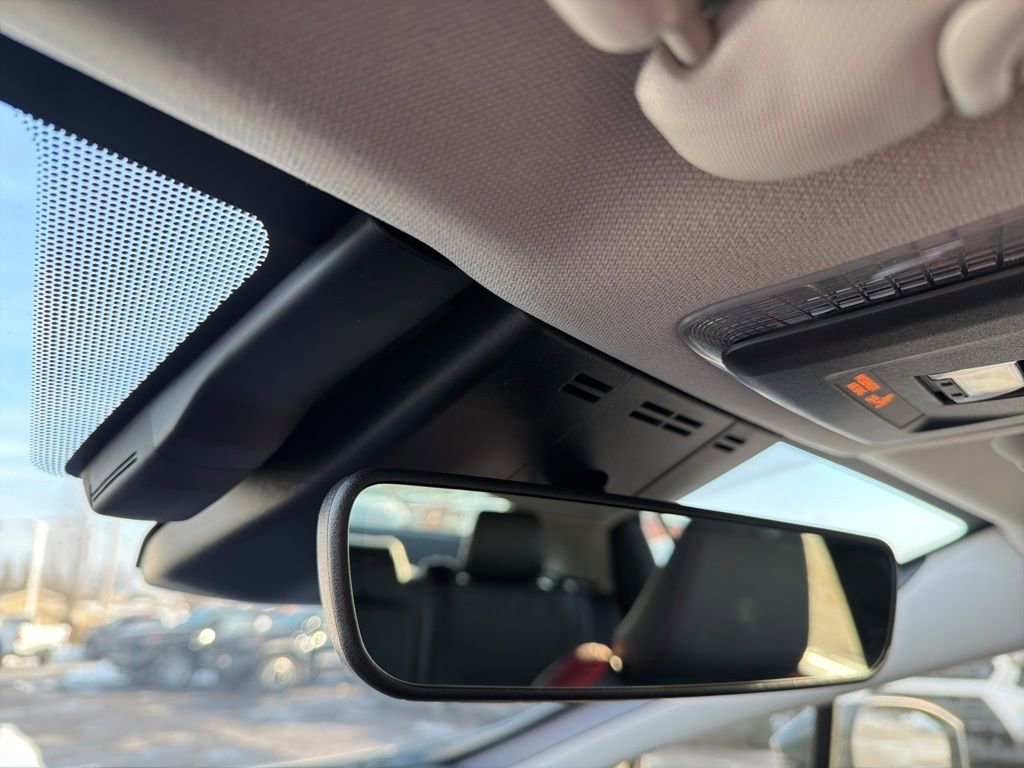 New 2026 Toyota Prius Plug-In Hybrid FWD image 13