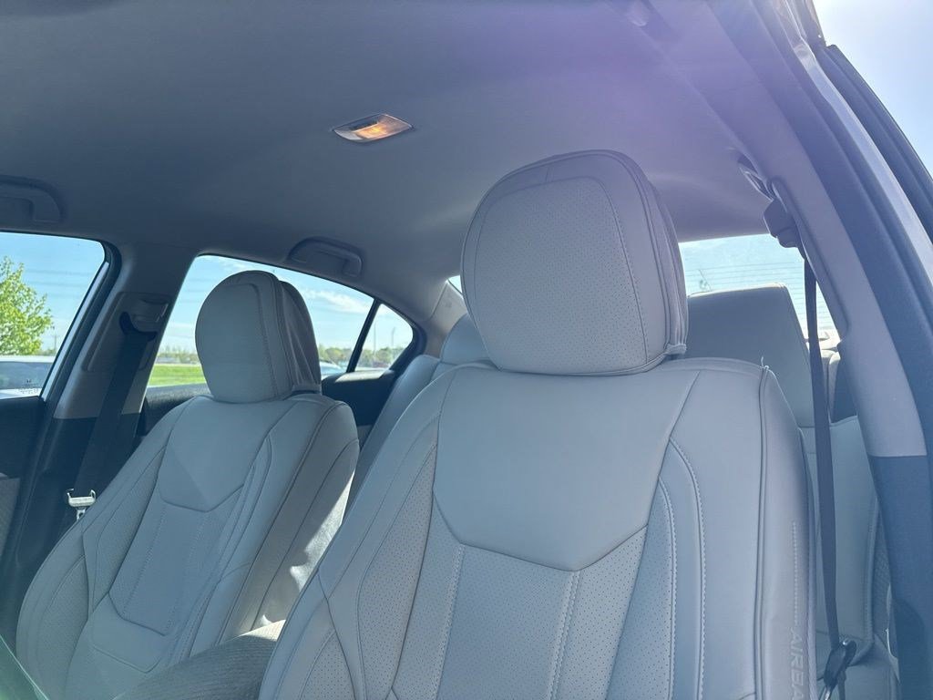 Used 2015 Honda Civic Hybrid Sedan image 7