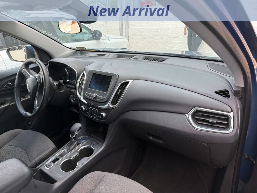 Used 2024 Chevrolet Equinox LT AWD/4WD image 3