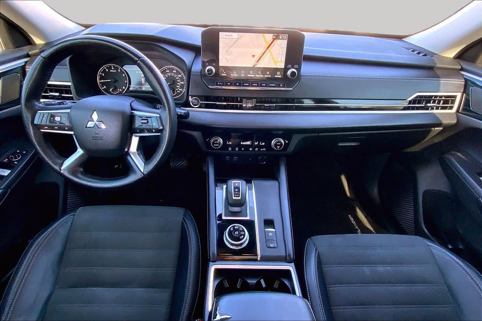 Used 2022 Mitsubishi Outlander SE FWD image 14
